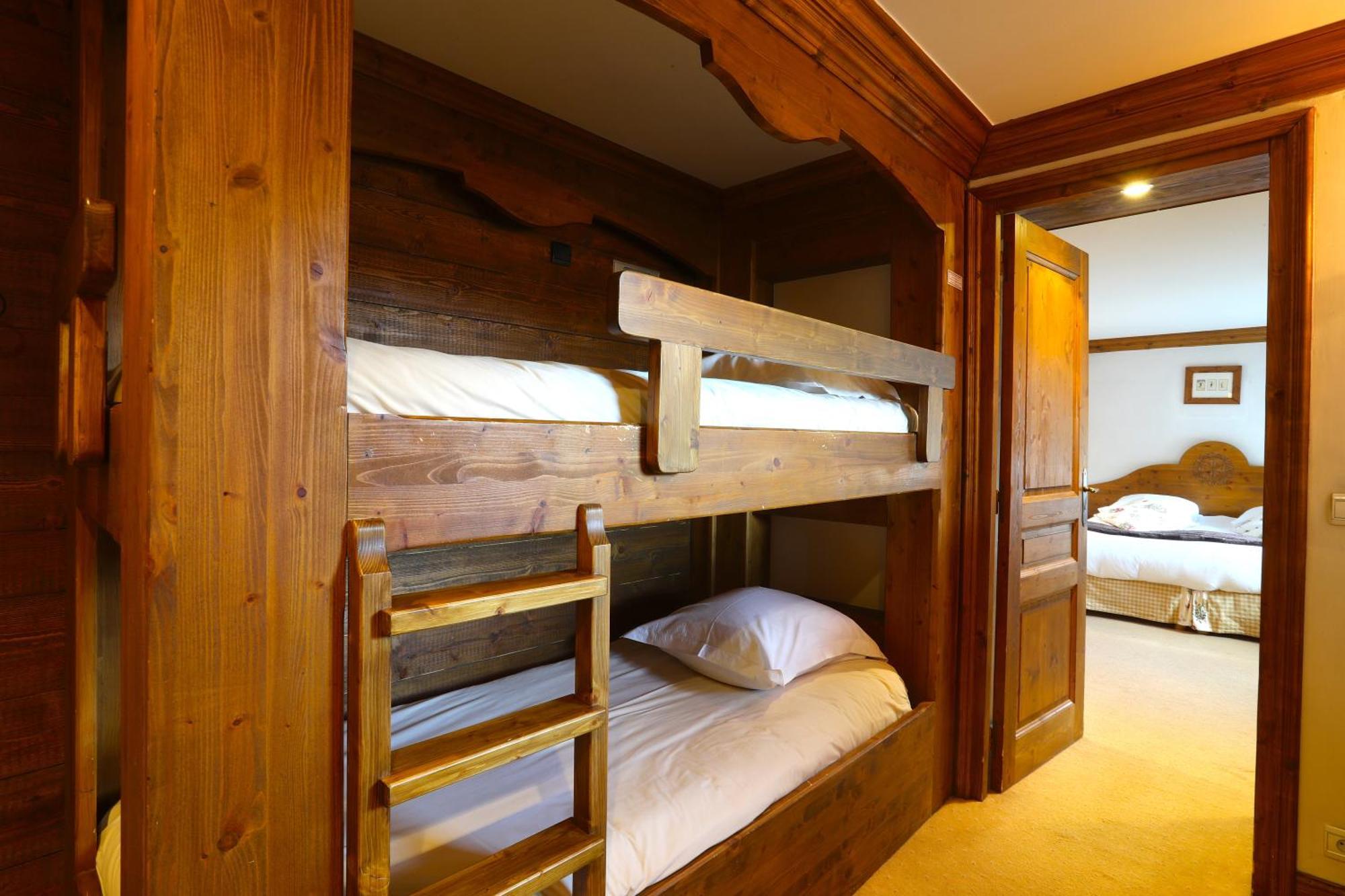 Hotel Les Peupliers Courchevel Bagian luar foto