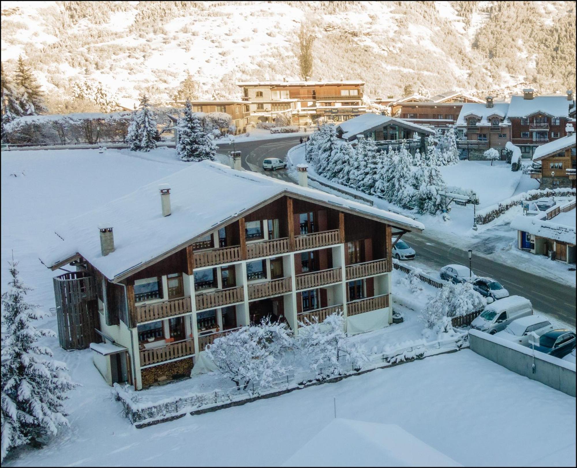 Hotel Les Peupliers Courchevel Bagian luar foto